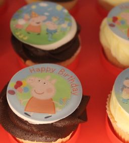 Peppa pig  cake toppers